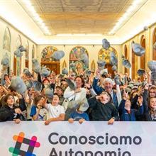 Duecentocinquanta bambini esperti di Autonomia Duecentocinquanta bambini esperti di Autonomia